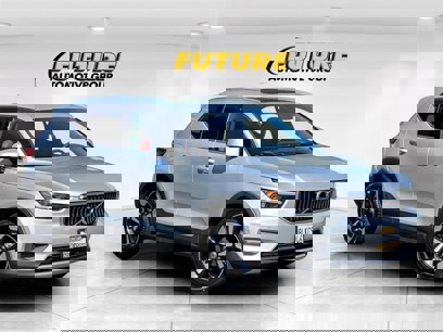 Used 2019 Volvo XC40 T5 Inscription