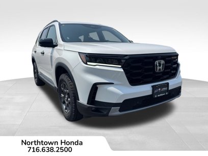 New 2025 Honda Pilot TrailSport