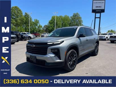 Used 2024 Chevrolet Traverse LT w/ Midnight/Sport Edition