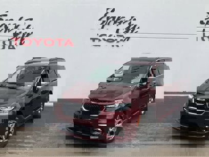 Used 2022 Chrysler Pacifica Limited