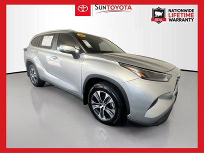 Used 2024 Toyota Highlander XLE