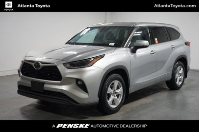 Used 2021 Toyota Highlander LE