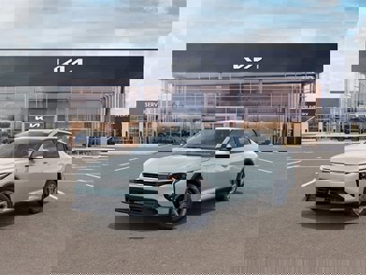 New 2025 Kia K4 LXS