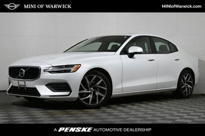 Used 2020 Volvo S60 T6 Momentum