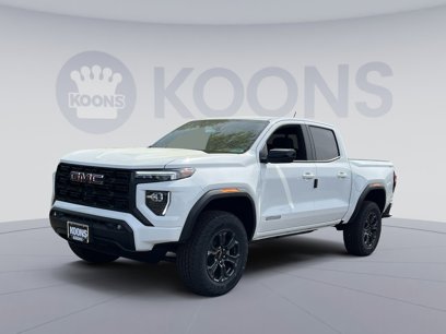 New 2025 GMC Canyon Elevation w/ Convenience Package