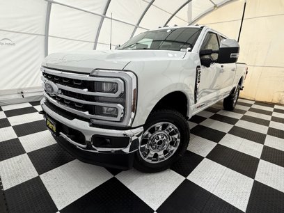 New 2025 Ford F250 4x4 Crew Cab Super Duty