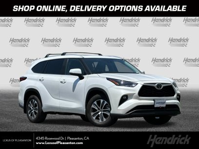 Used 2023 Toyota Highlander XLE