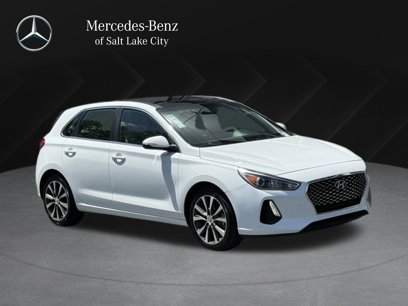 Used 2020 Hyundai Elantra GT w/ Style Package 02