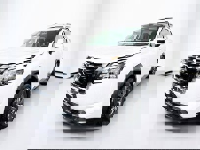 New 2025 Nissan Pathfinder SV w/ SV Premium Package