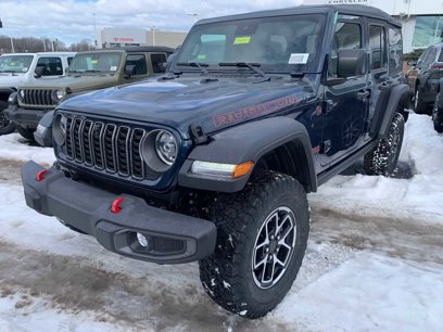 New 2025 Jeep Wrangler Unlimited Rubicon w/ Technology Group