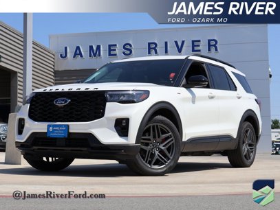 New 2025 Ford Explorer ST-Line w/ Premium Package