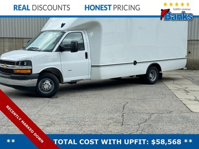 New 2024 Chevrolet Express 3500 w/ Power Convenience Package