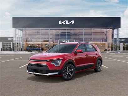 New 2025 Kia Niro LX
