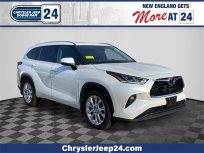 Used 2023 Toyota Highlander Limited