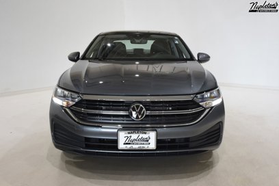 Certified 2024 Volkswagen Jetta SE