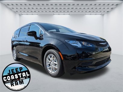 New 2025 Chrysler Voyager LX