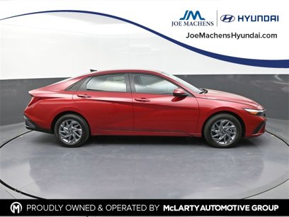 New 2025 Hyundai Elantra Blue