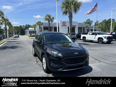 Used 2021 Ford Escape SE w/ Cold Weather Package