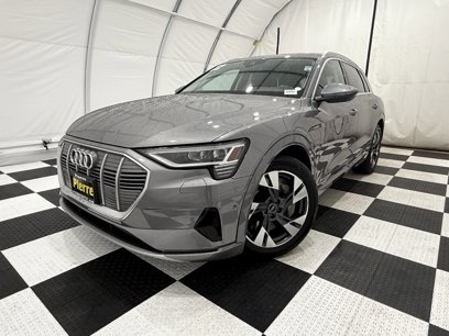 Used 2022 Audi e-tron Premium Plus w/ Premium Plus Package