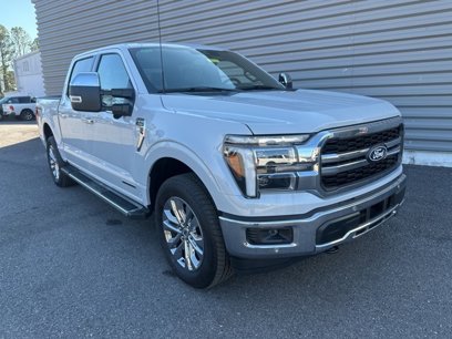 New 2025 Ford F150 Lariat w/ Equipment Group 501A Mid