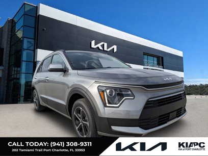 New 2025 Kia Niro EX