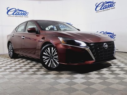 Used 2023 Nissan Altima 2.5 SV