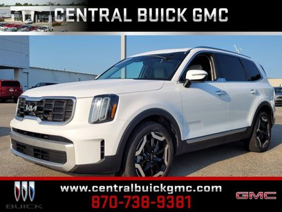 Used 2023 Kia Telluride S w/ S Sunroof Package