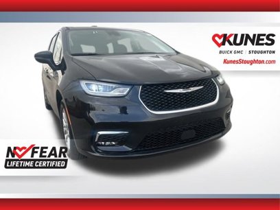 Used 2023 Chrysler Pacifica Touring-L