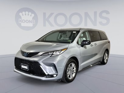 Used 2023 Toyota Sienna XSE