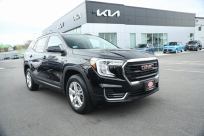 Used 2022 GMC Terrain SLE w/ Driver Convenience Package