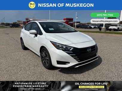 New 2025 Nissan Versa SV w/ Trunk Package