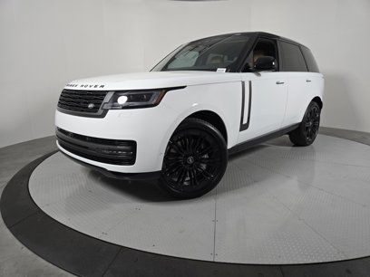 New 2025 Land Rover Range Rover SE