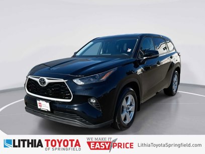 Certified 2022 Toyota Highlander LE