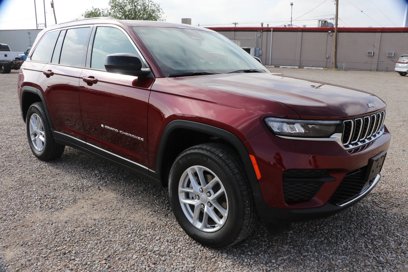 New 2025 Jeep Grand Cherokee Laredo X w/ Luxury Tech Group I