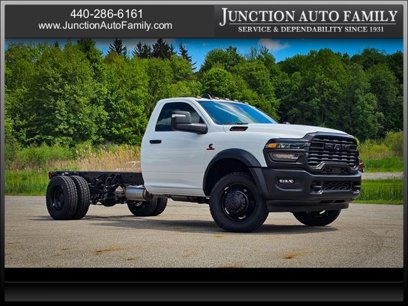 New 2025 RAM 5500 4x4 Regular Cab