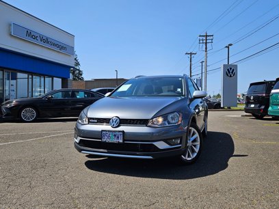 Used 2017 Volkswagen Golf Alltrack SE