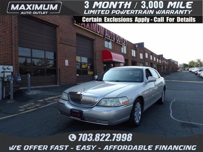 Used 2010 Lincoln Town Car Signature Limited