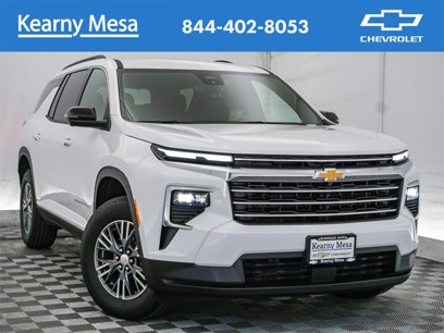 New 2025 Chevrolet Traverse LT w/ Driver Confidence Package