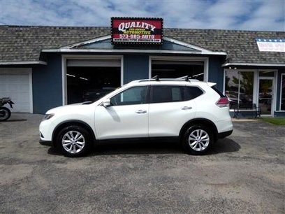 Used 2016 Nissan Rogue SV w/ SV Moonroof Package