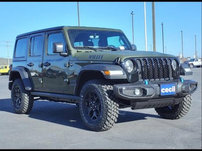 New 2023 Jeep Wrangler Unlimited w/ 8.4" Radio Group
