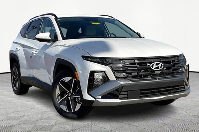 New 2025 Hyundai Tucson SE