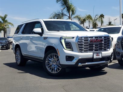 New 2025 GMC Yukon Denali w/ Sun & Power Step Package