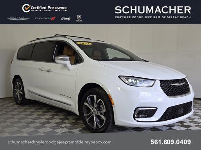Certified 2022 Chrysler Pacifica Pinnacle