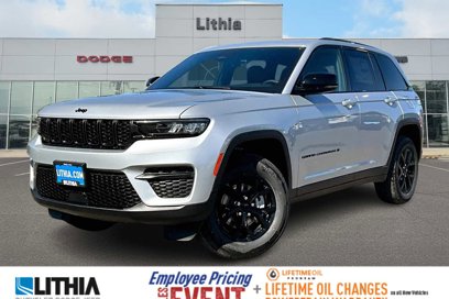 New 2025 Jeep Grand Cherokee Altitude
