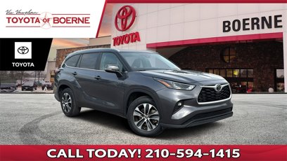 Used 2024 Toyota Highlander XLE
