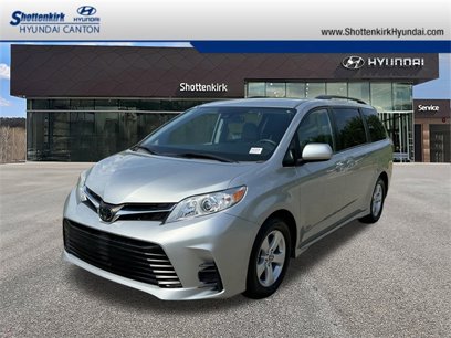 Used 2020 Toyota Sienna LE