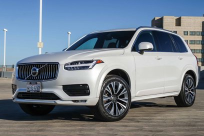 Used 2022 Volvo XC90 T6 Momentum w/ Protection Package Premier