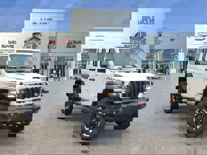 New 2024 Jeep Wrangler Unlimited Rubicon w/ Technology Group