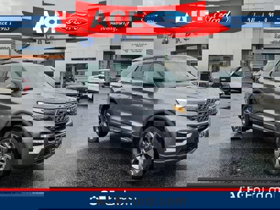 Used 2022 Ford Explorer XLT w/ Equipment Group 202A
