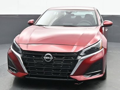 Used 2023 Nissan Altima 2.5 SV